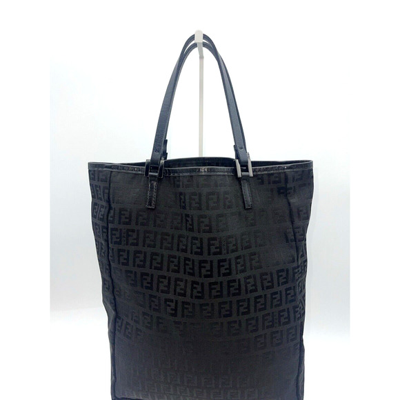 Fendi Hand Bag Black Nylon with Leather Straps - Picture 3 of 16